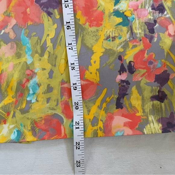 J Crew pencil skirt. Bright multicolored size 6 - Picture 7 of 8